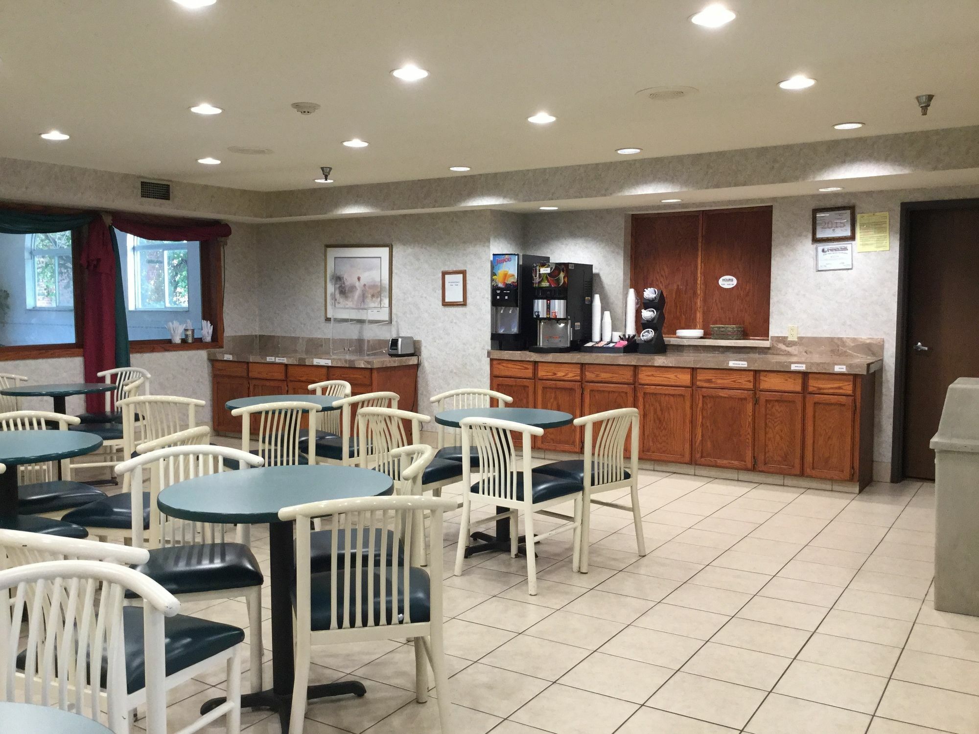 Americas Best Value Inn And Suites Saint Charles Exterior foto